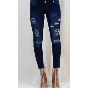 Frayed Ankle Jeans